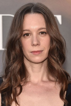 Chloe Pirrie portrait