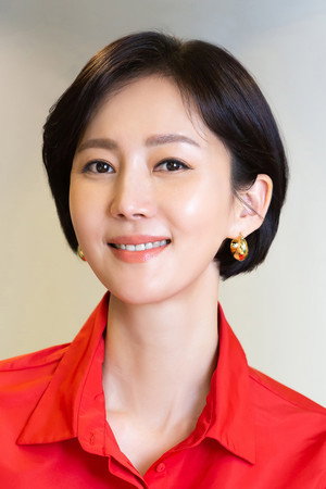 Yum Jung-ah portrait