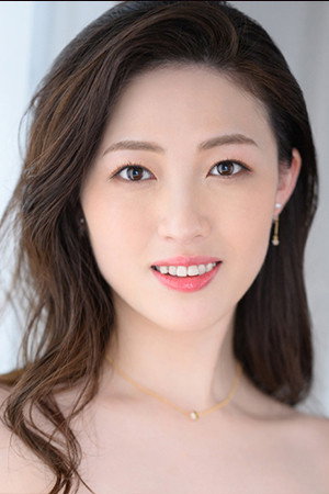 Hayama Sayuri portrait