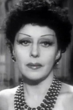 Renée Passeur portrait