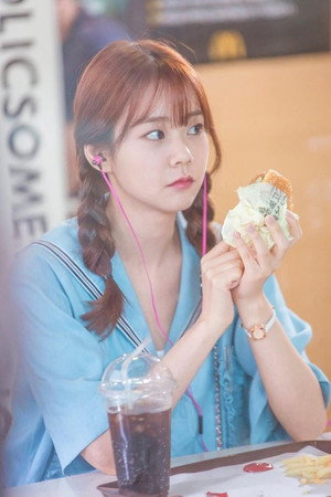 Han Seung-yeon portrait