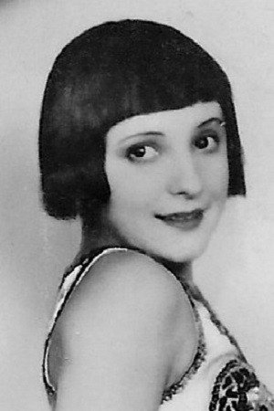 Lotti Loder portrait