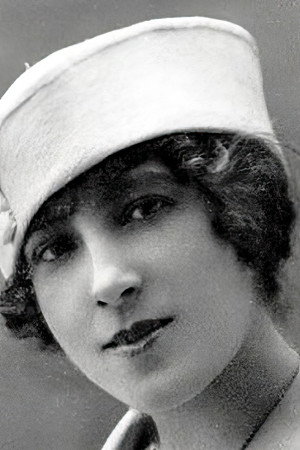 Andrée Divonne portrait