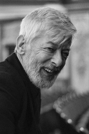 Simon Lee portrait