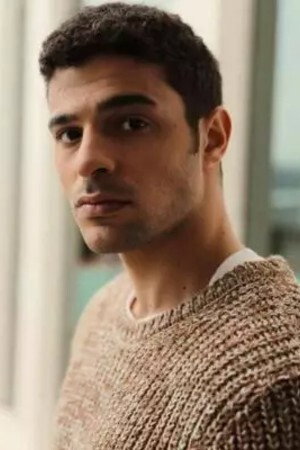 Halit Özgür Sarı portrait