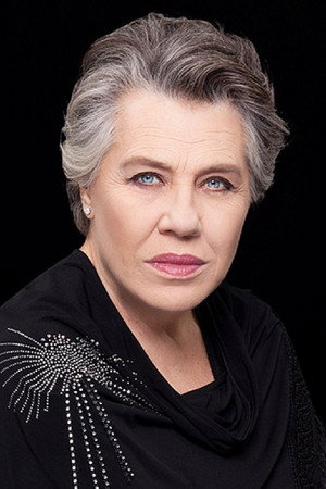 Işıl Yücesoy portrait