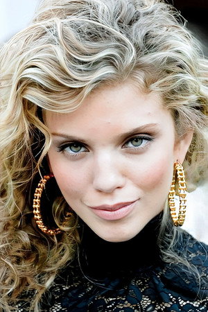 AnnaLynne McCord portrait