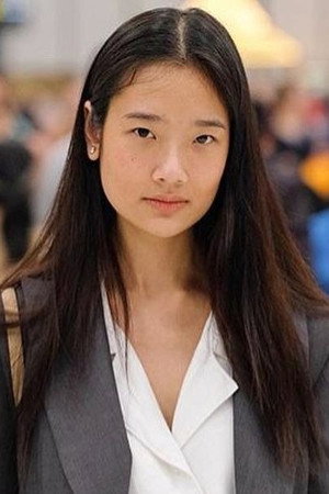 Chutimon Chuengcharoensukying portrait