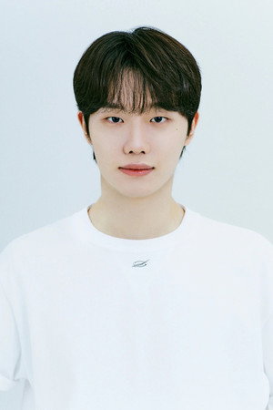 Ha Hyun-sang portrait