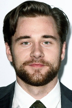 Luke Benward portrait