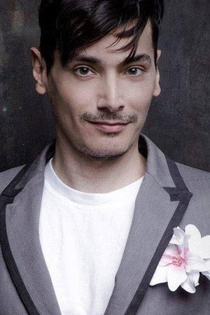 Enrique Alcides portrait