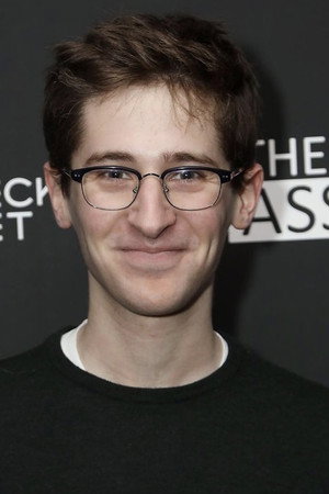 Noah Robbins portrait
