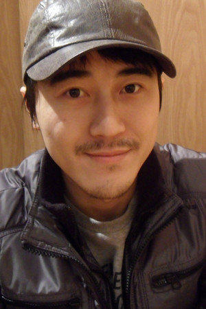 Lee Don-ku portrait