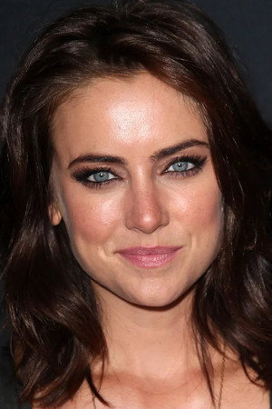 Jessica Stroup portrait