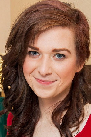 Taryn Elizabeth portrait
