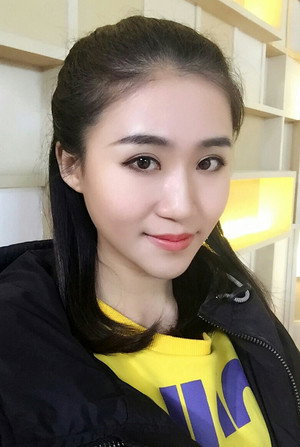 Tong Xinzhu portrait