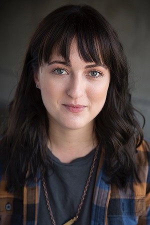 Tara Shayne portrait