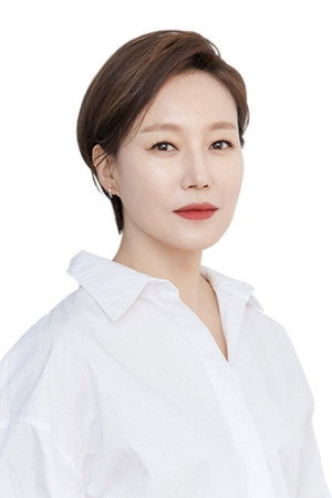 Jin Kyung portrait