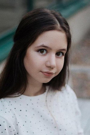 Luiza-Gabriela Brovina portrait