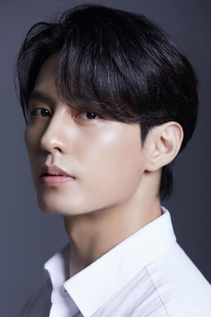 Do Ji-han portrait