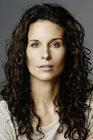 Holly Dignard portrait