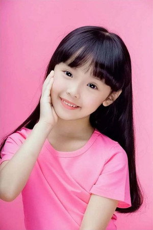 Qiantong Zhang portrait