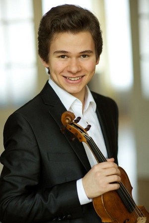 Elin Kolev portrait