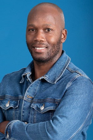 Tuks Tad Lungu portrait