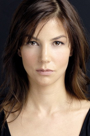 Defne Kayalar portrait