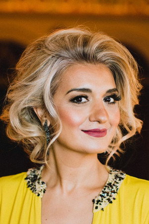 Isabel Bayrakdarian portrait