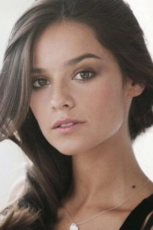 Katy Louise Saunders portrait