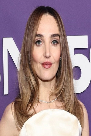 Chloe Fineman portrait