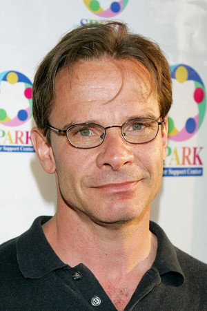 Peter Scolari portrait
