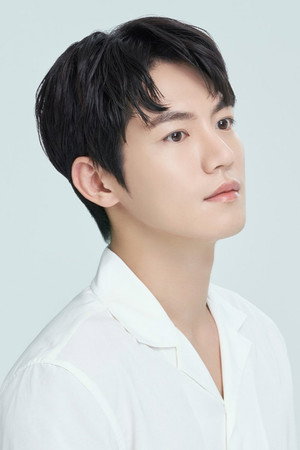 Yoo Hwan portrait