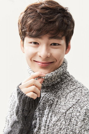 Song Geon-hee portrait