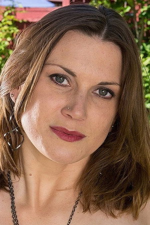Valerie Voxx portrait