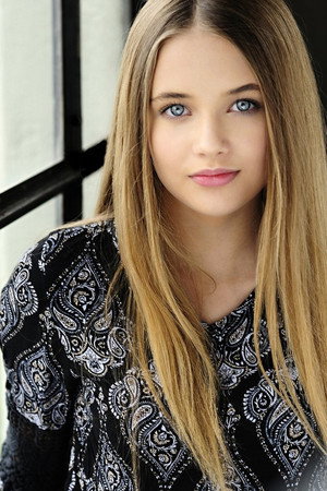 Reylynn Caster portrait