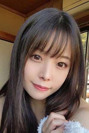 Yagi Nana portrait