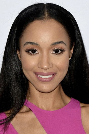 Erinn Westbrook portrait