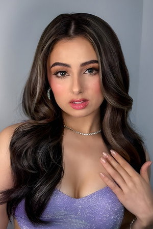 Shanaia Gomez portrait