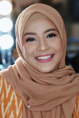 Natasha Rizky portrait