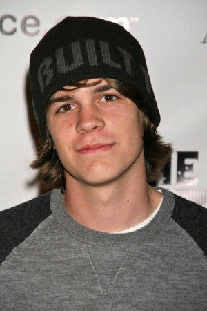 Johnny Simmons portrait