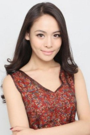 Jiang Yiyi portrait