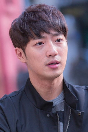 Lee Sang-yeob portrait