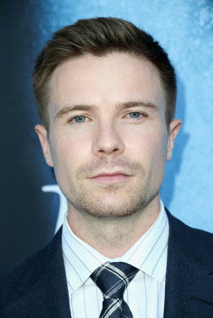 Joe Dempsie portrait