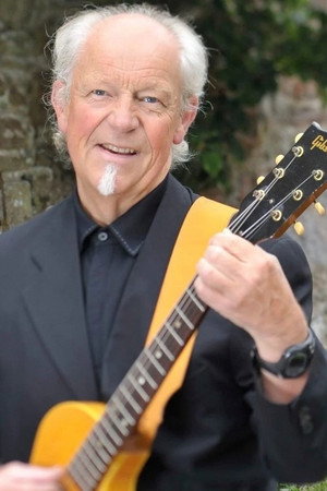Martin Barre portrait