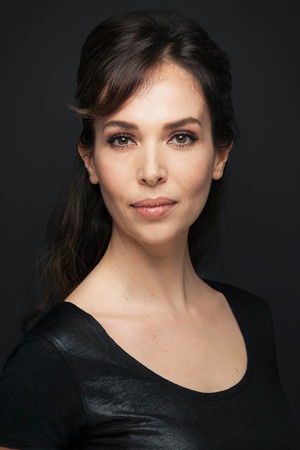 Esra Ronabar portrait