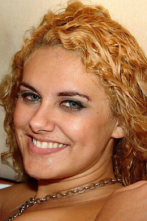Luana Alves portrait