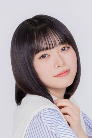 Yui Kanari portrait