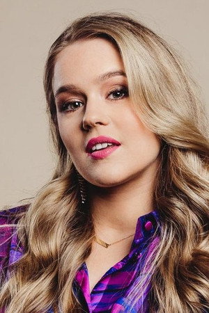 Loora-Eliise Kaarelson portrait